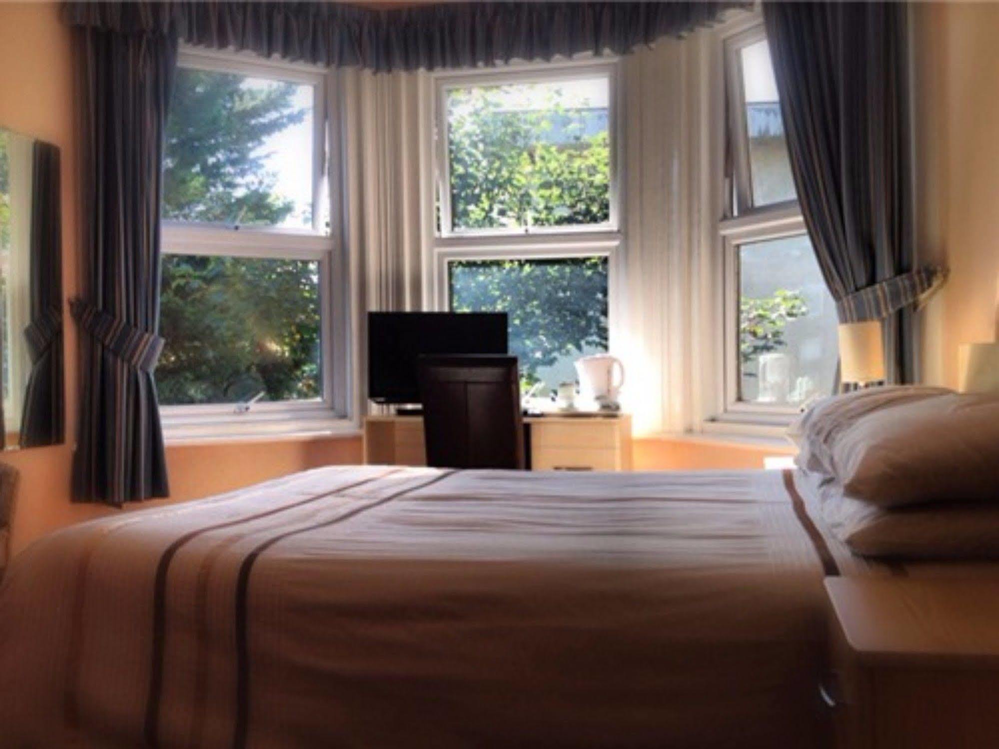 Blue Keys Hotel サウサンプトン エクステリア 写真